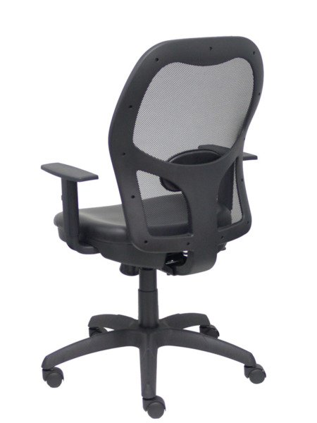 Silla de oficina Jorquera malla negra asiento similpiel negro con traslak (5)