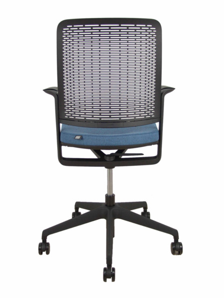 Silla WithMe negra asiento blazer azul petróleo (5)